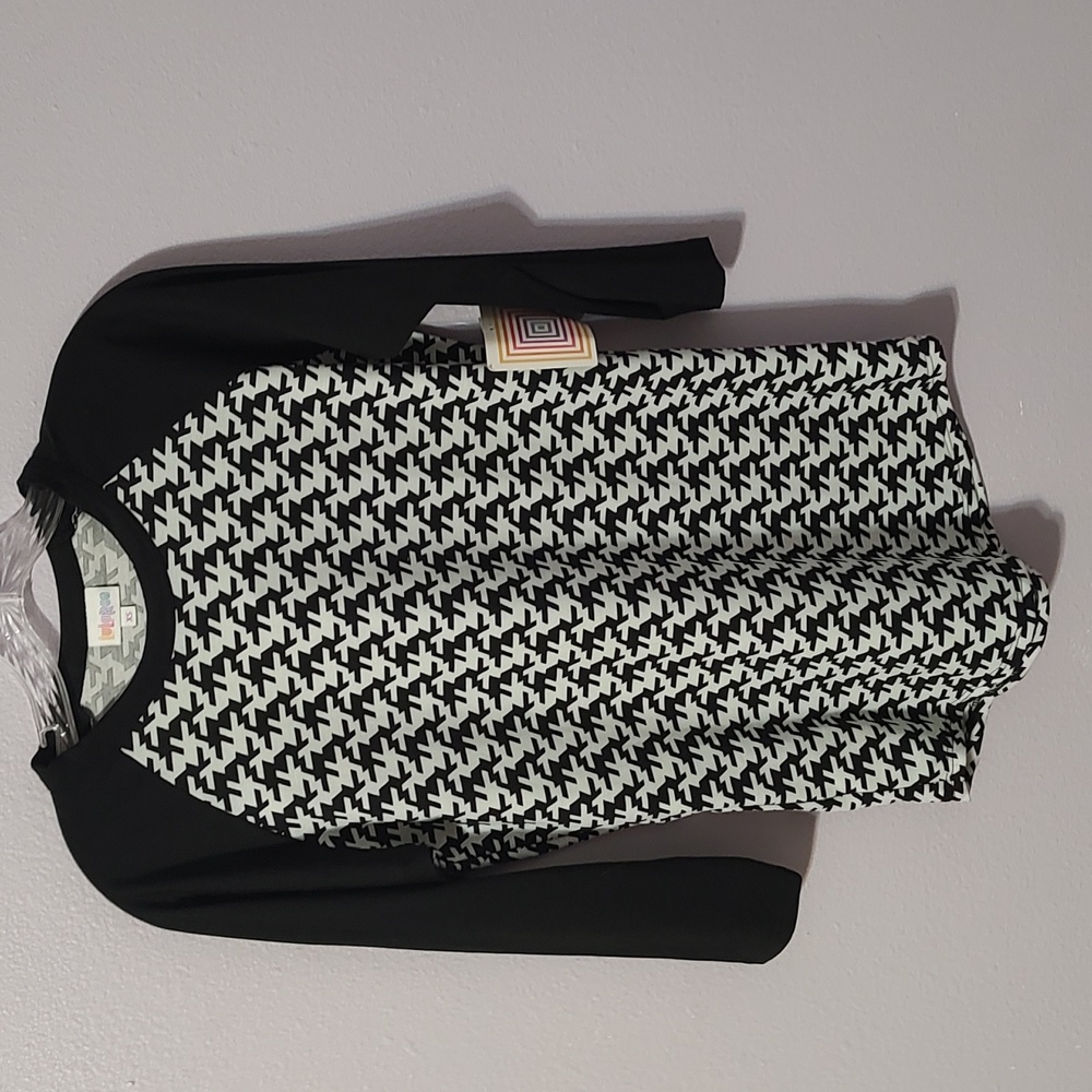 💥 5/$25💥 NWT LuLaRoe Randy Baseball Shirt